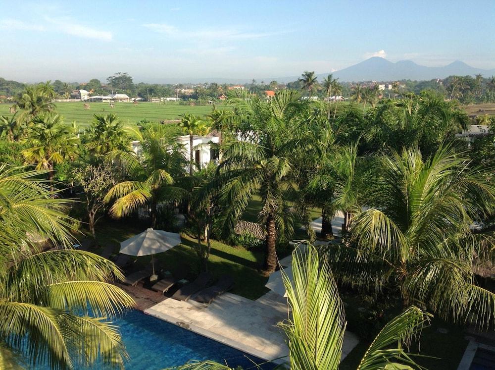 Отель Seminyak Garden Dalung  Экстерьер фото